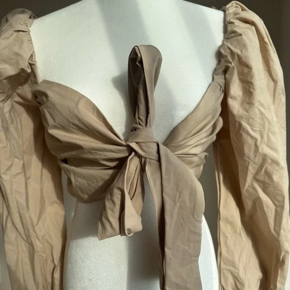 NEW Mable Angel Front Ribbon Self Tie Long sleeve puff shoulder crop top Size M - Picture 9 of 11